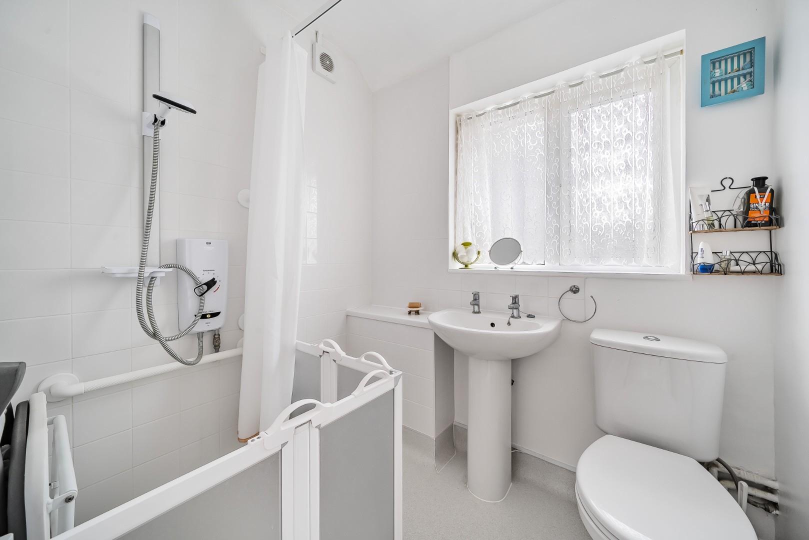 Norbury Grove, London